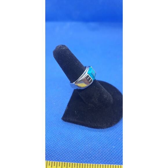 Square signet turquoise & sterling silver ring- Size 7.25- Estate find! - Picture 2 of 6